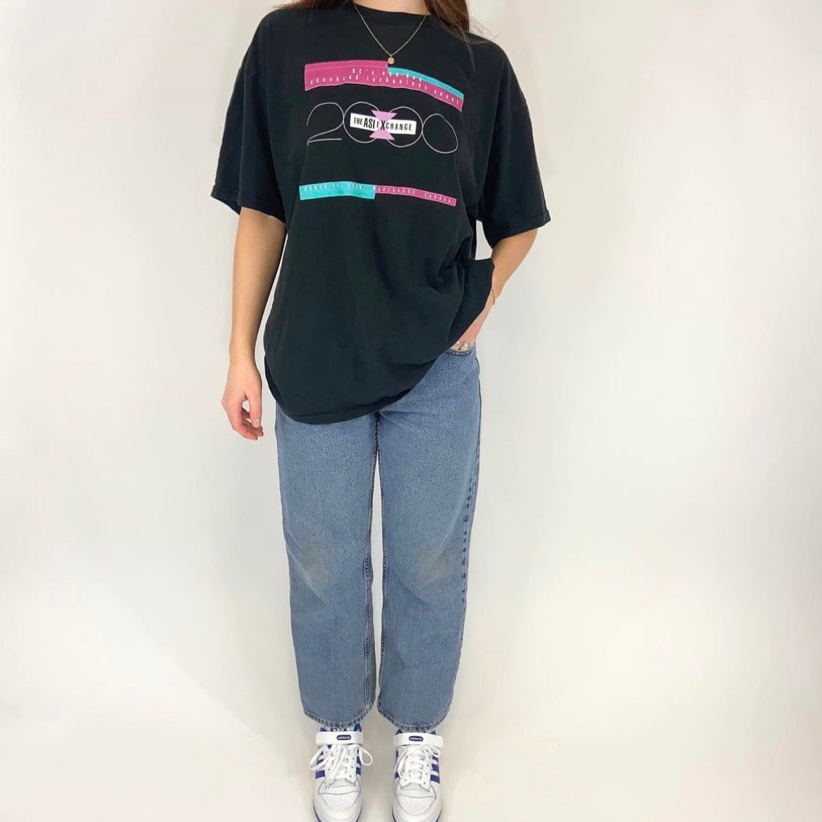 Faded Graphic 2000s T-Shirt - XL