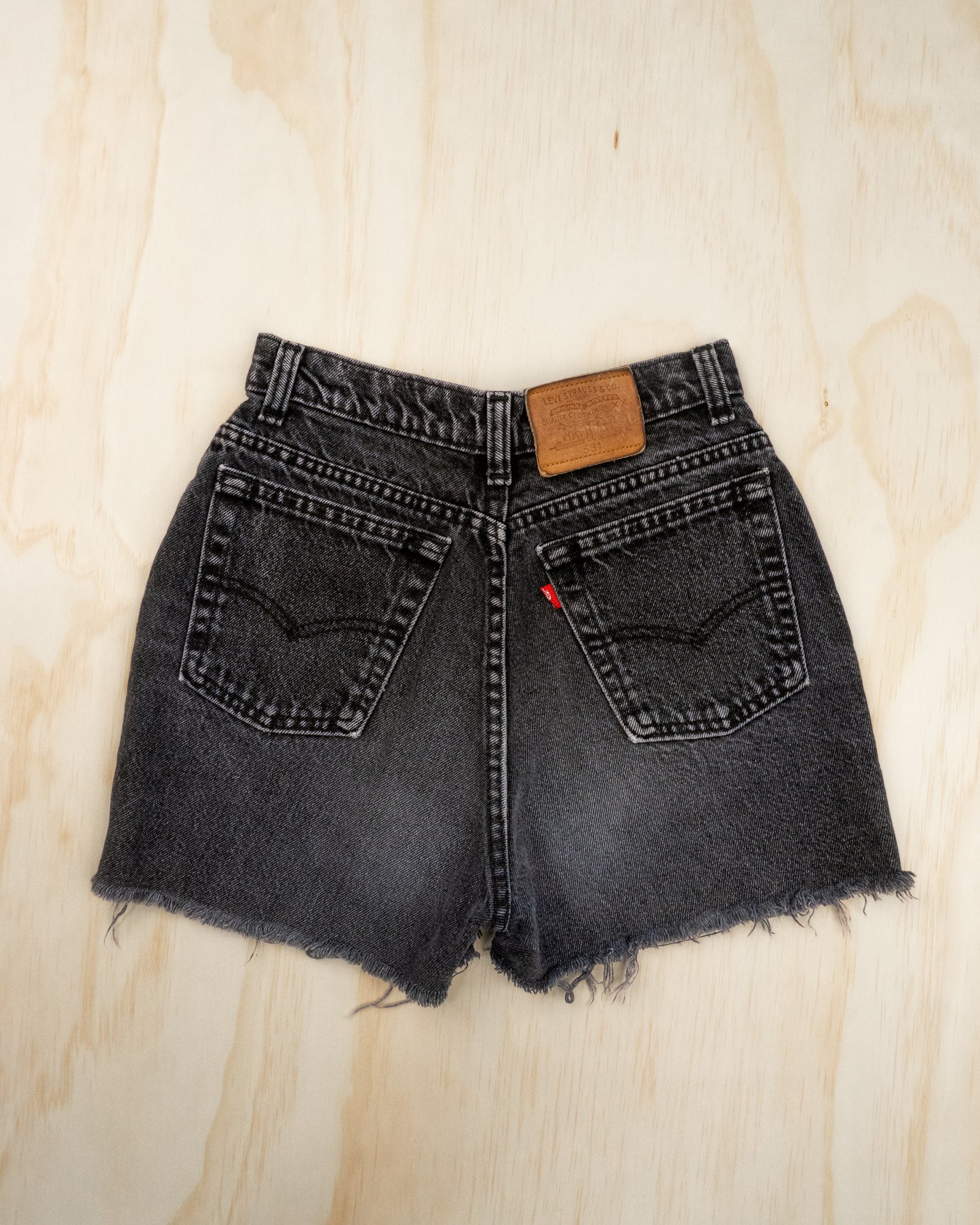 Vintage Levis Shorts - 24
