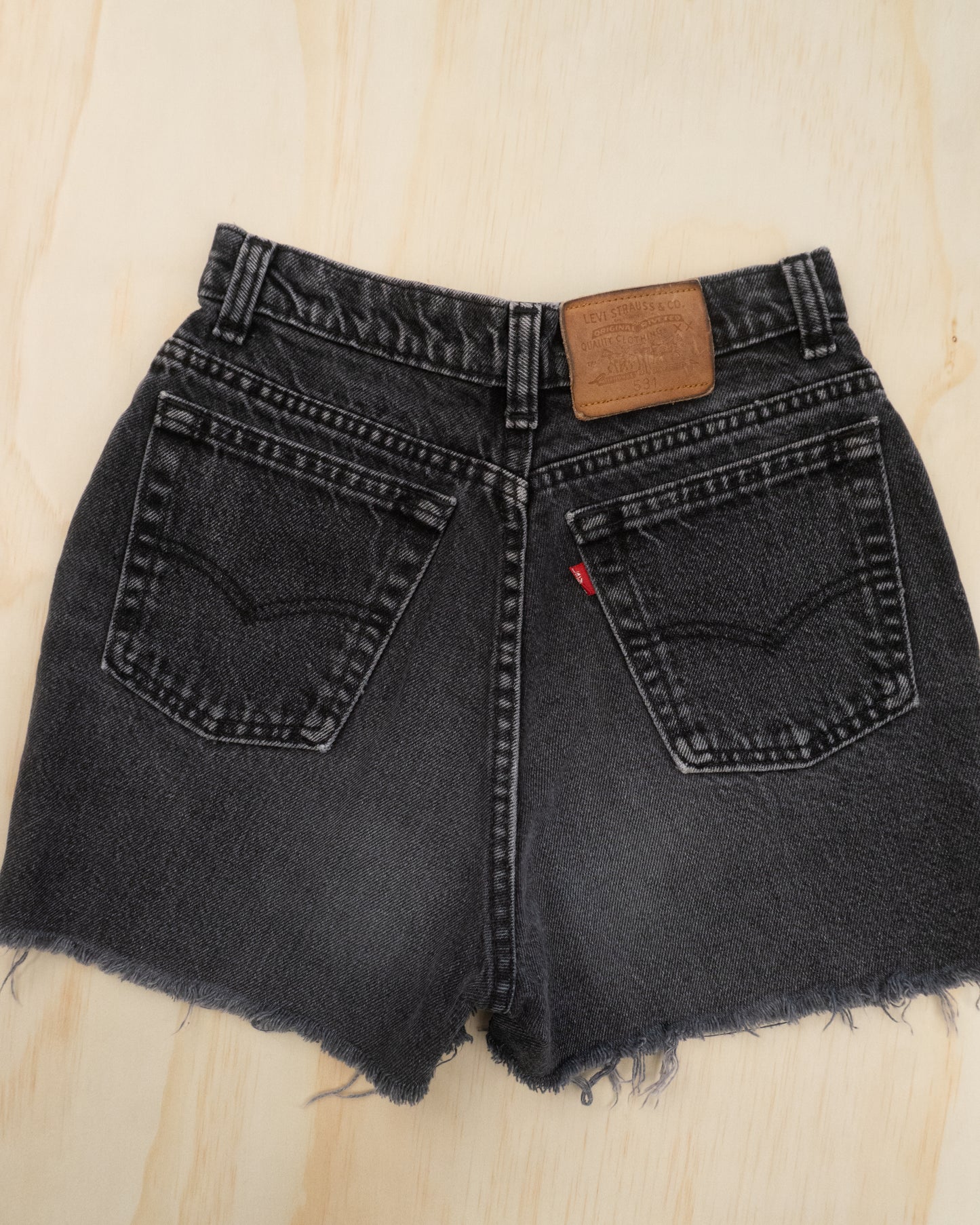 Vintage Levis Shorts - 24