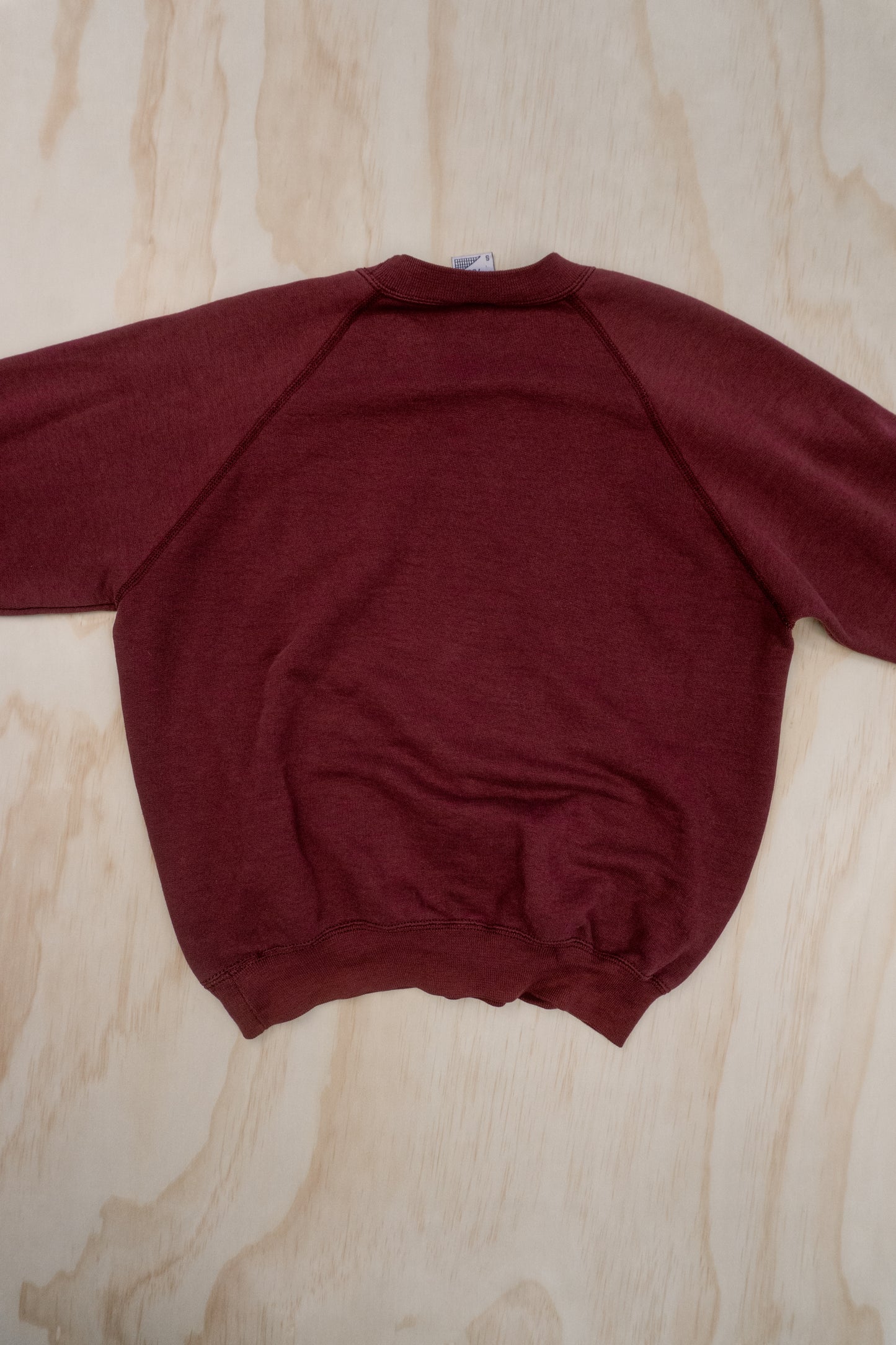 Vintage Raglan Crewneck - S