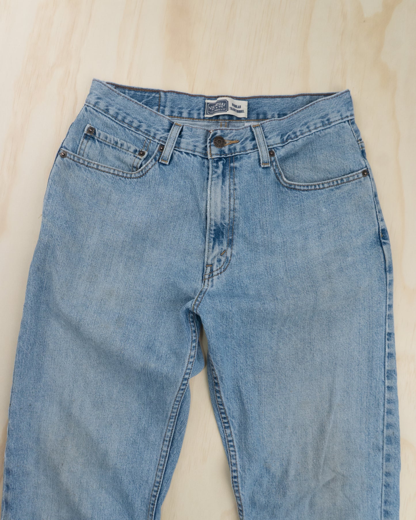 Vintage Loose Fit Levis - 29