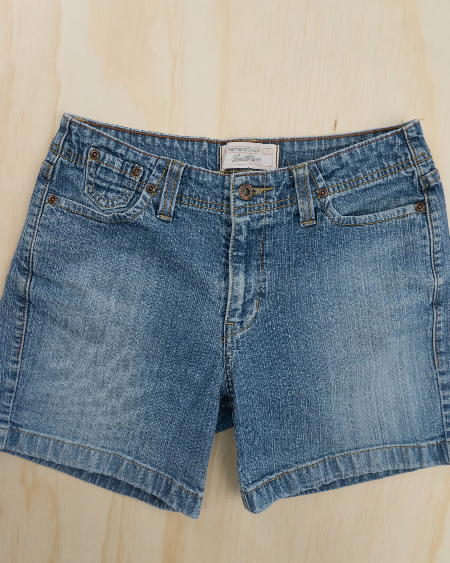 Vintage Levi’s Shorts - 25/26