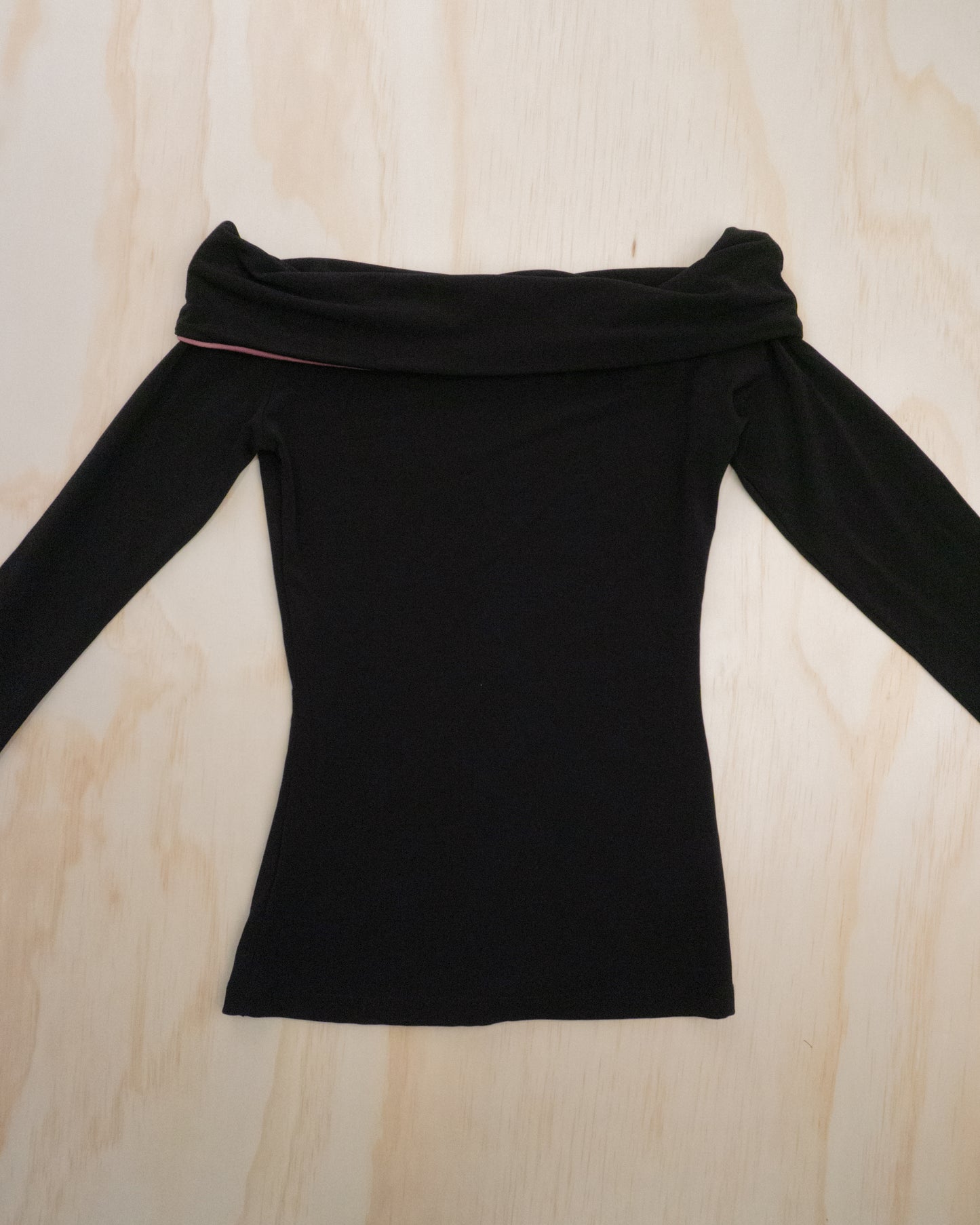 90s Off the Shoulder Top - XS