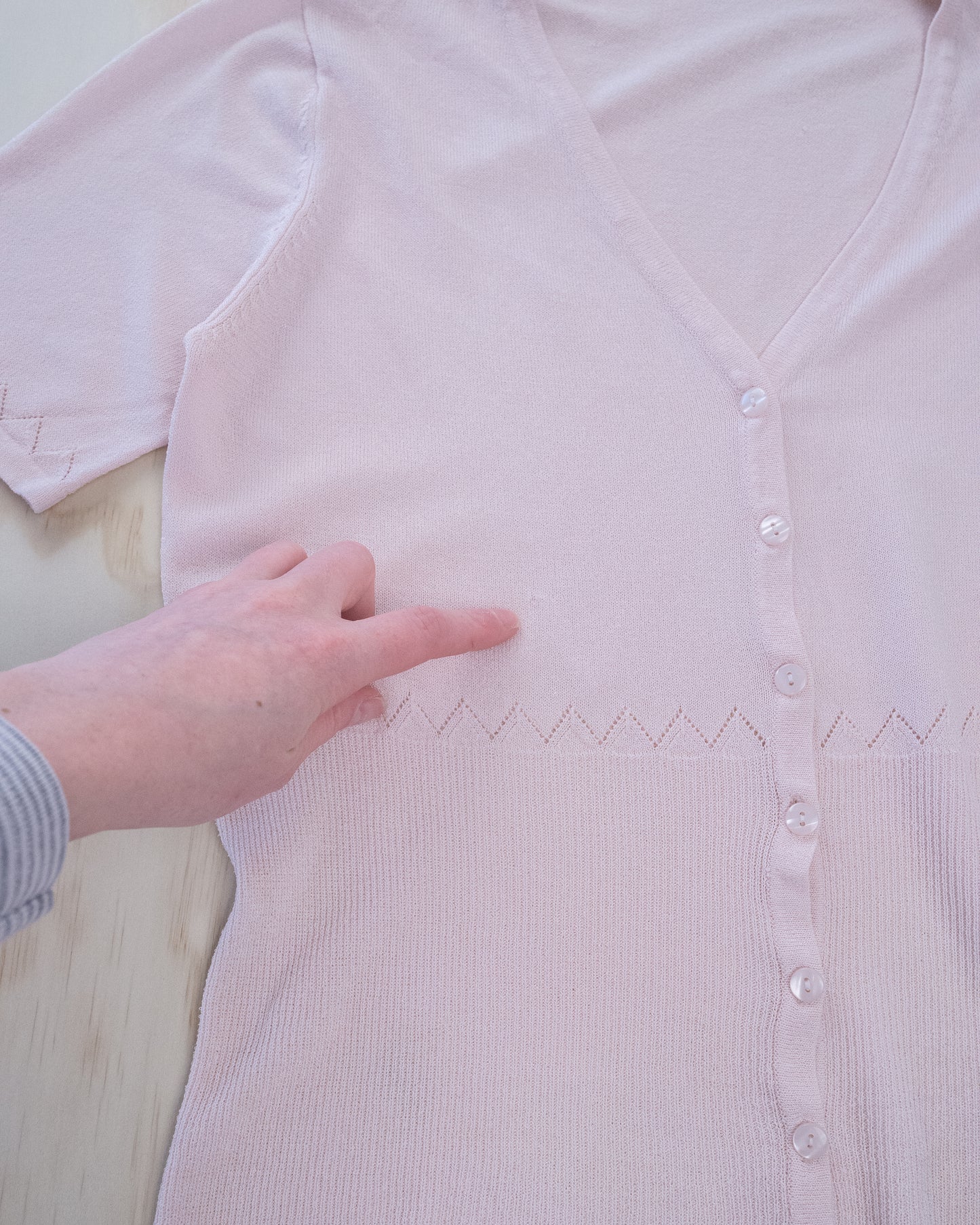 Vintage Baby Pink Cardigan - M