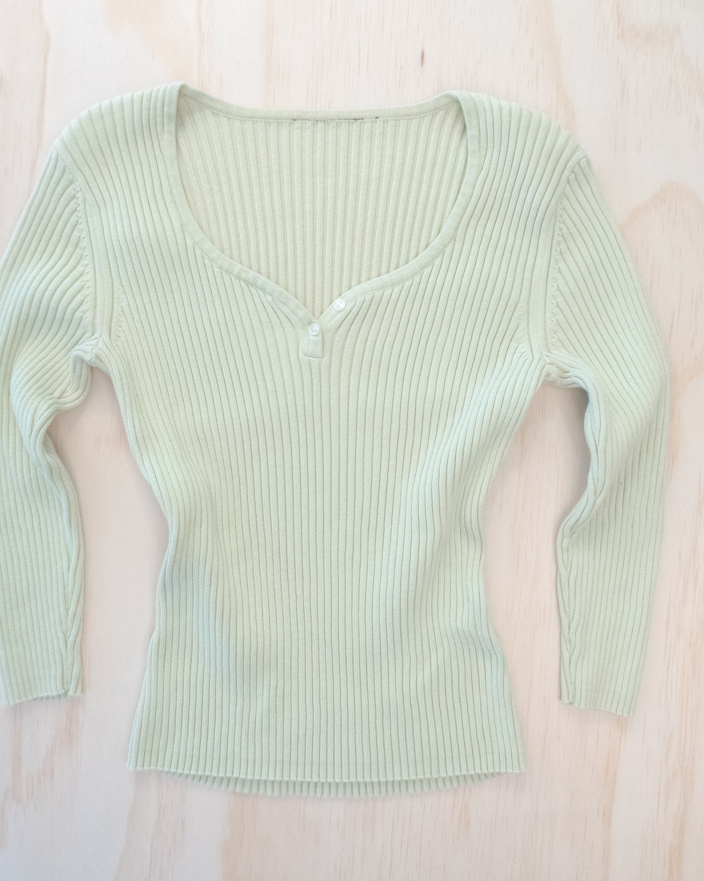 Light Green Ribbed Knit Quarter Sleeve - S/M