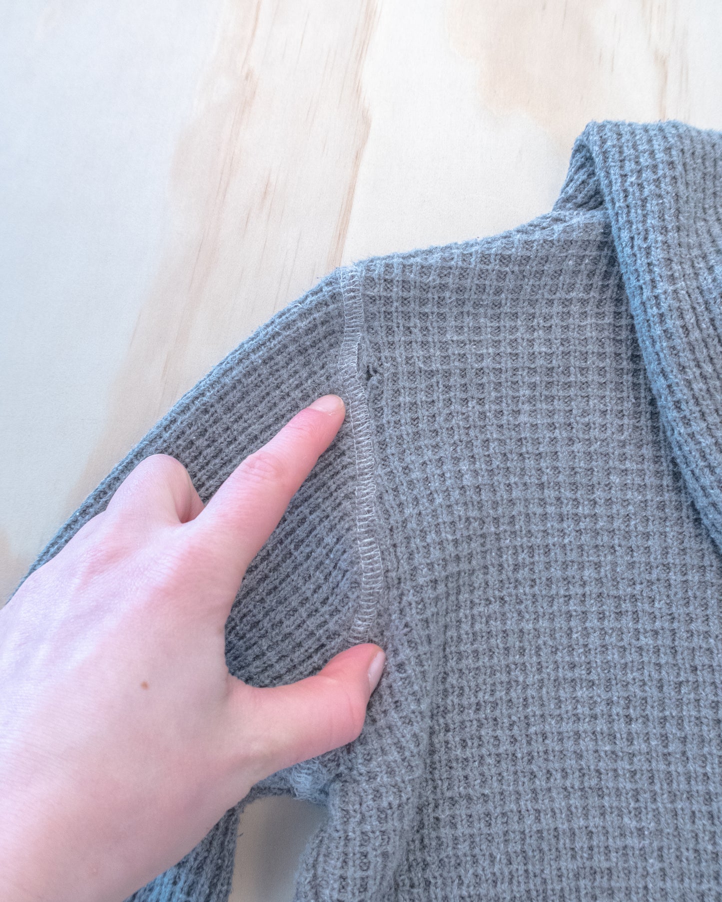 2000s Grey Cropped Waffle Zip - S