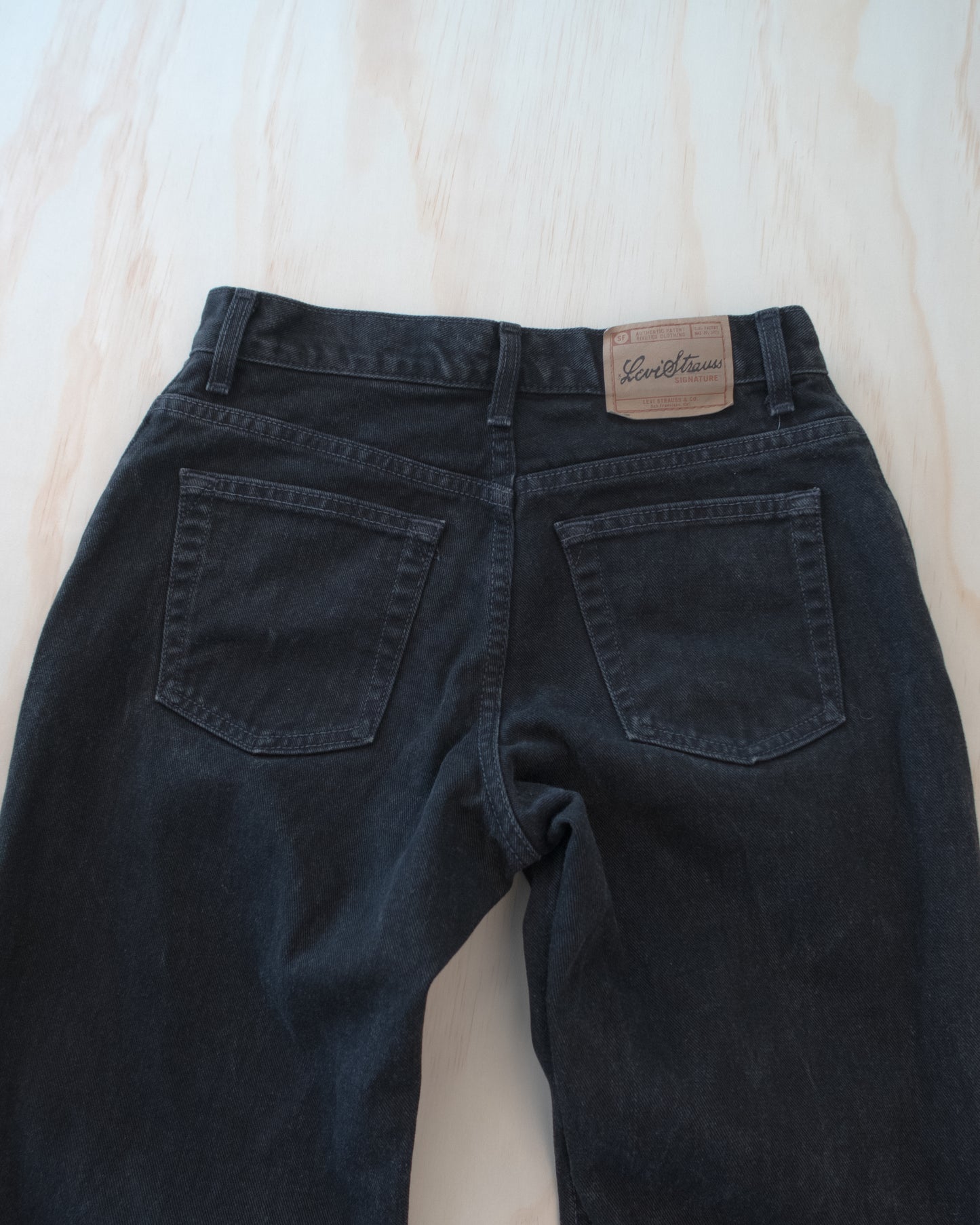 Vintage Loose Fit Levi’s - 26
