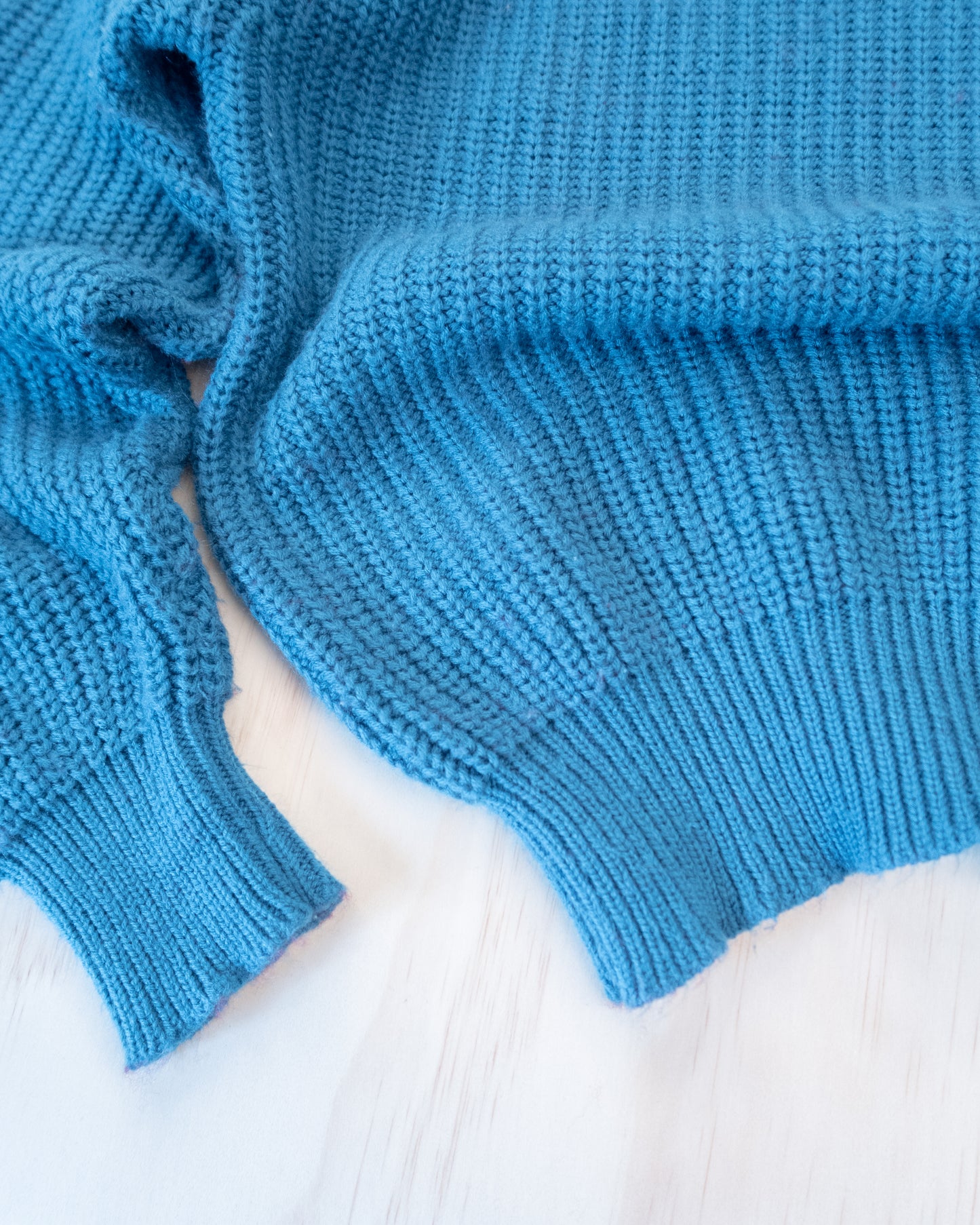 Vintage Thick Boxy Knit Sweater - S/M