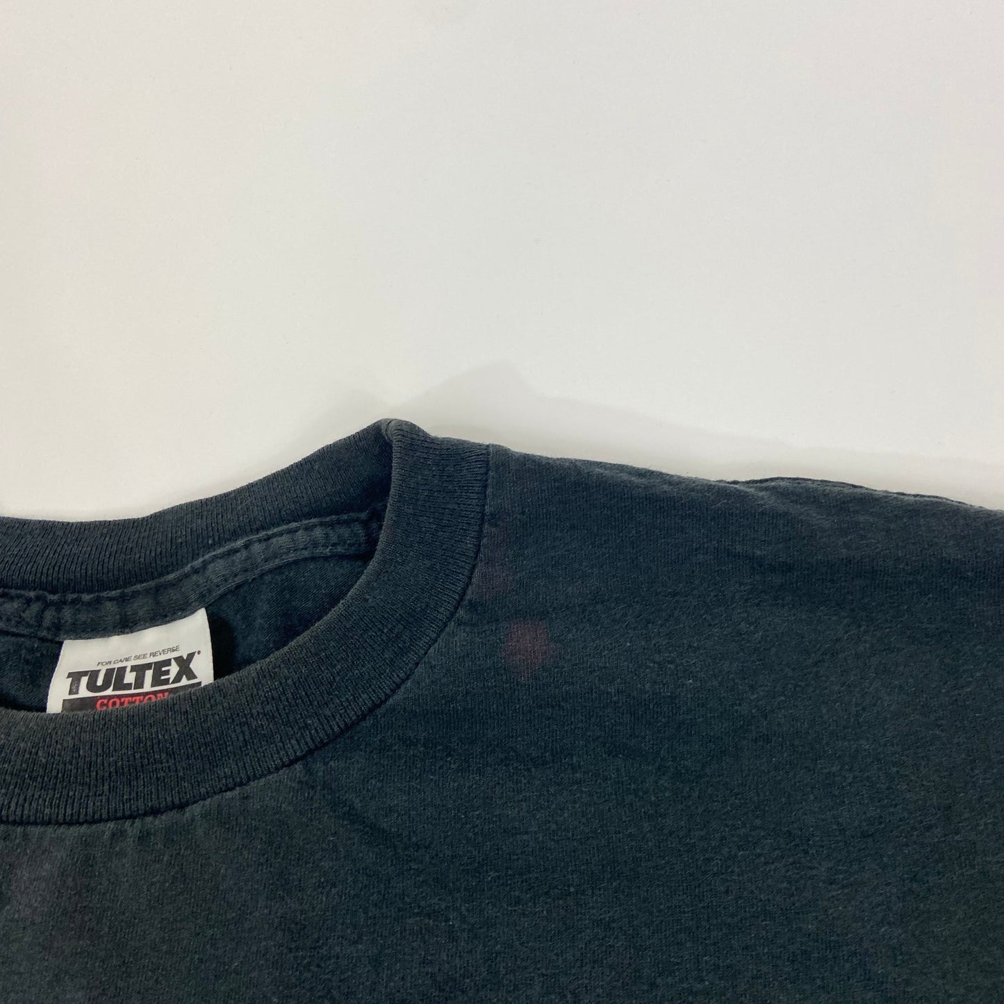 Faded Graphic 2000s T-Shirt - XL